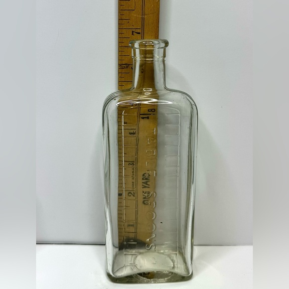 Clear Vintage Medicine Bottle with “Tablespoons” Inscription - Picture 5 of 5